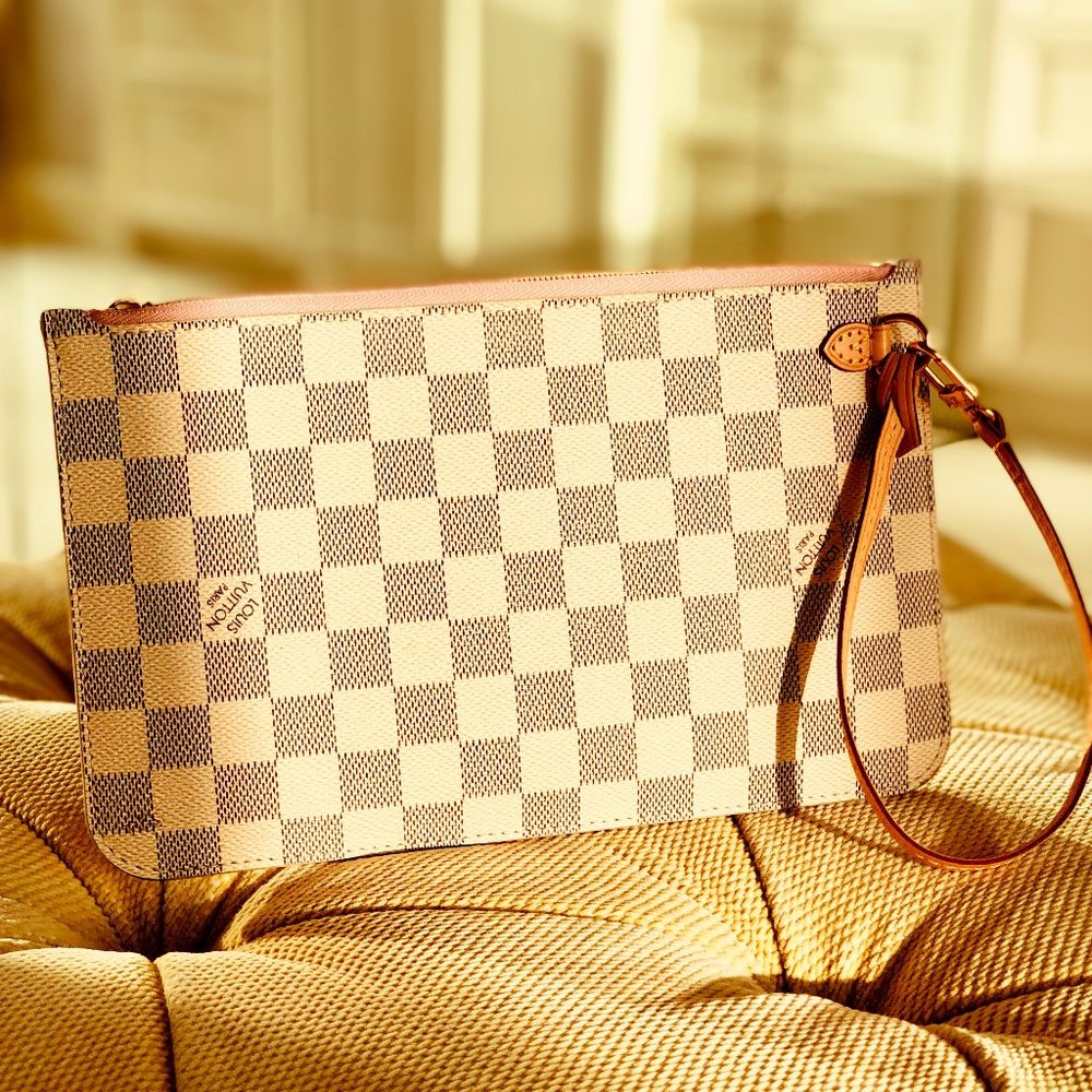 Louis Vuitton Damier Azul Neverfull Pochette